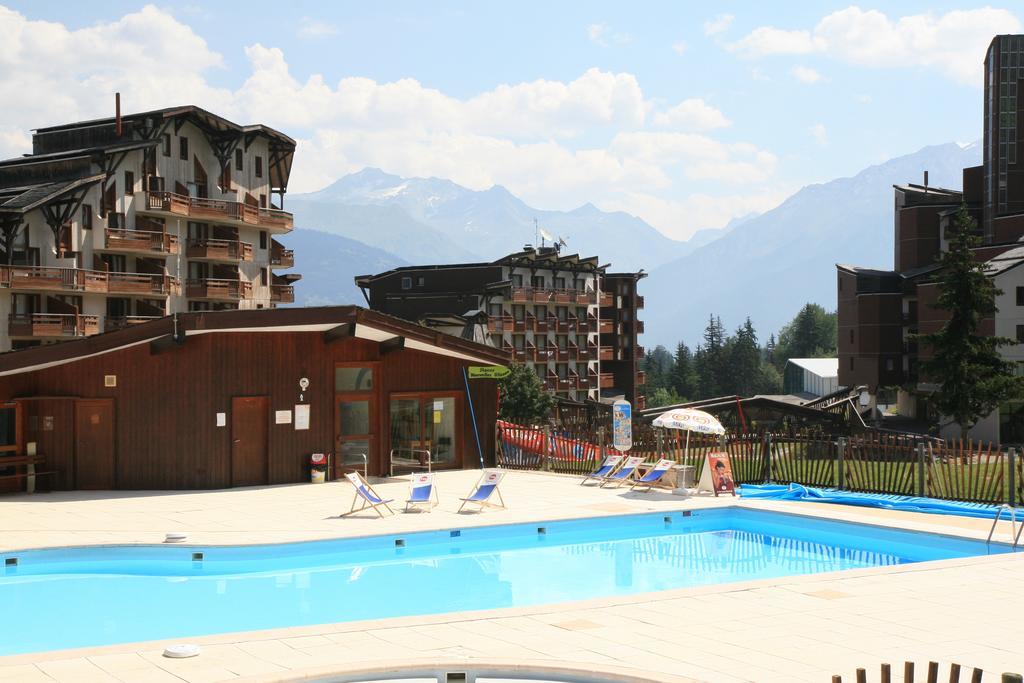 Résidence Grand Bois Clés Blanches La Tania Esterno foto