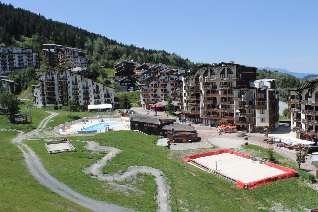 Résidence Grand Bois Clés Blanches La Tania Esterno foto